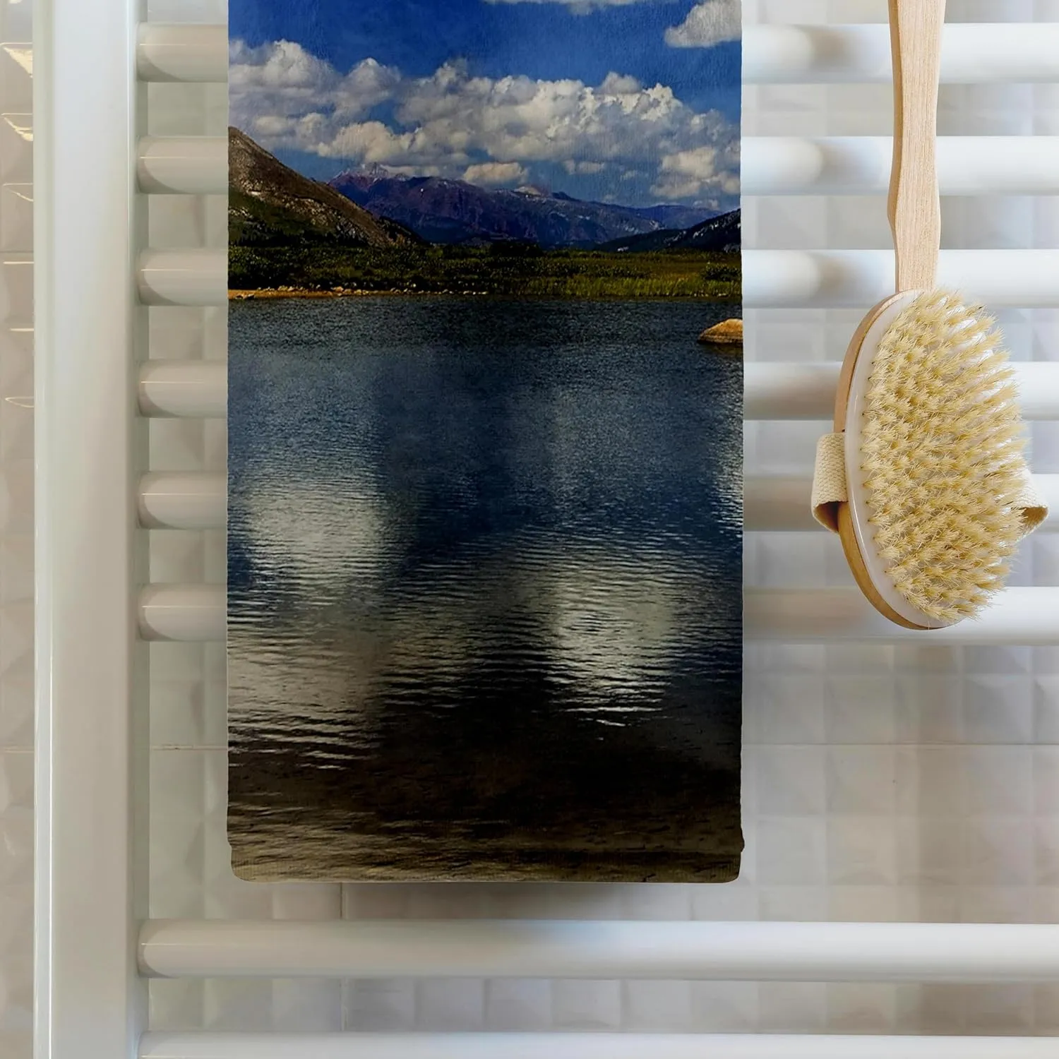 3dRose 22x30 Bath Hand Pool Towel - Alpine Lake on The Continental Divide Photography Rocky Mountains