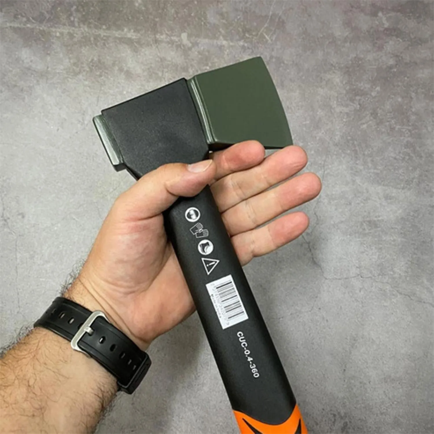 BAHCUC04360 Camping Axe with Composite Handle 640g