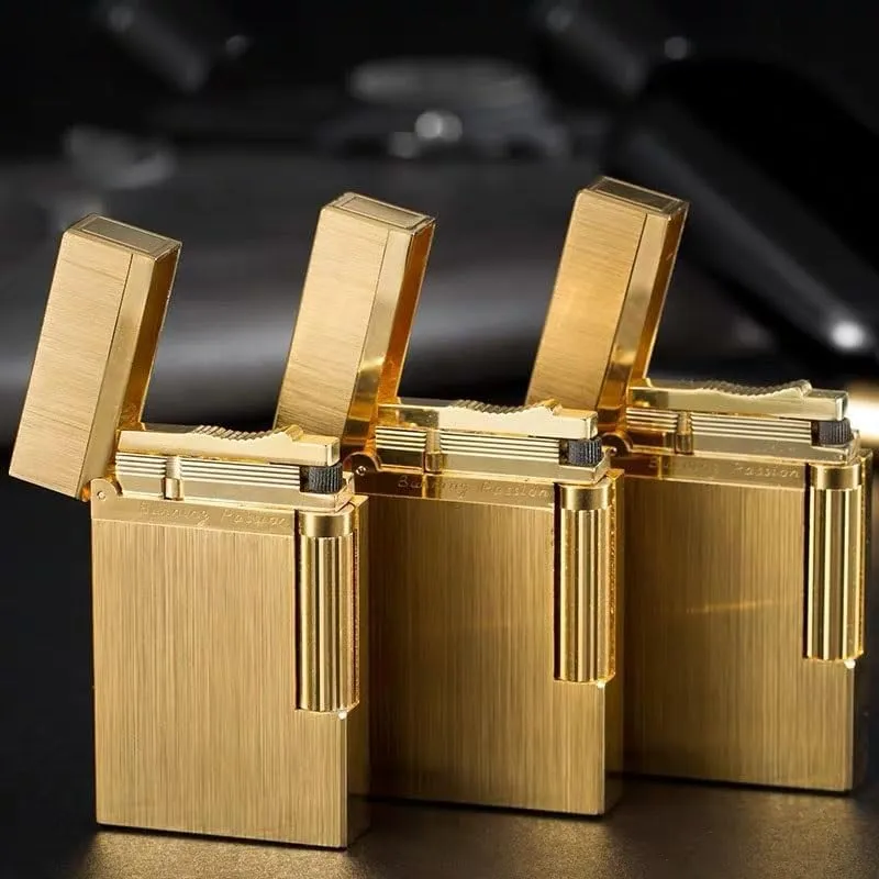 Classic Grinding Wheel Lighter,Gold Plated Brass Lighter Body， Flint Side Slide Igniter, Adjustable Soft Flame Lighter Butane Refillable Gas Lighter, Outdoor Cigarette/Cigar/Candle Gift Box Packaging(
