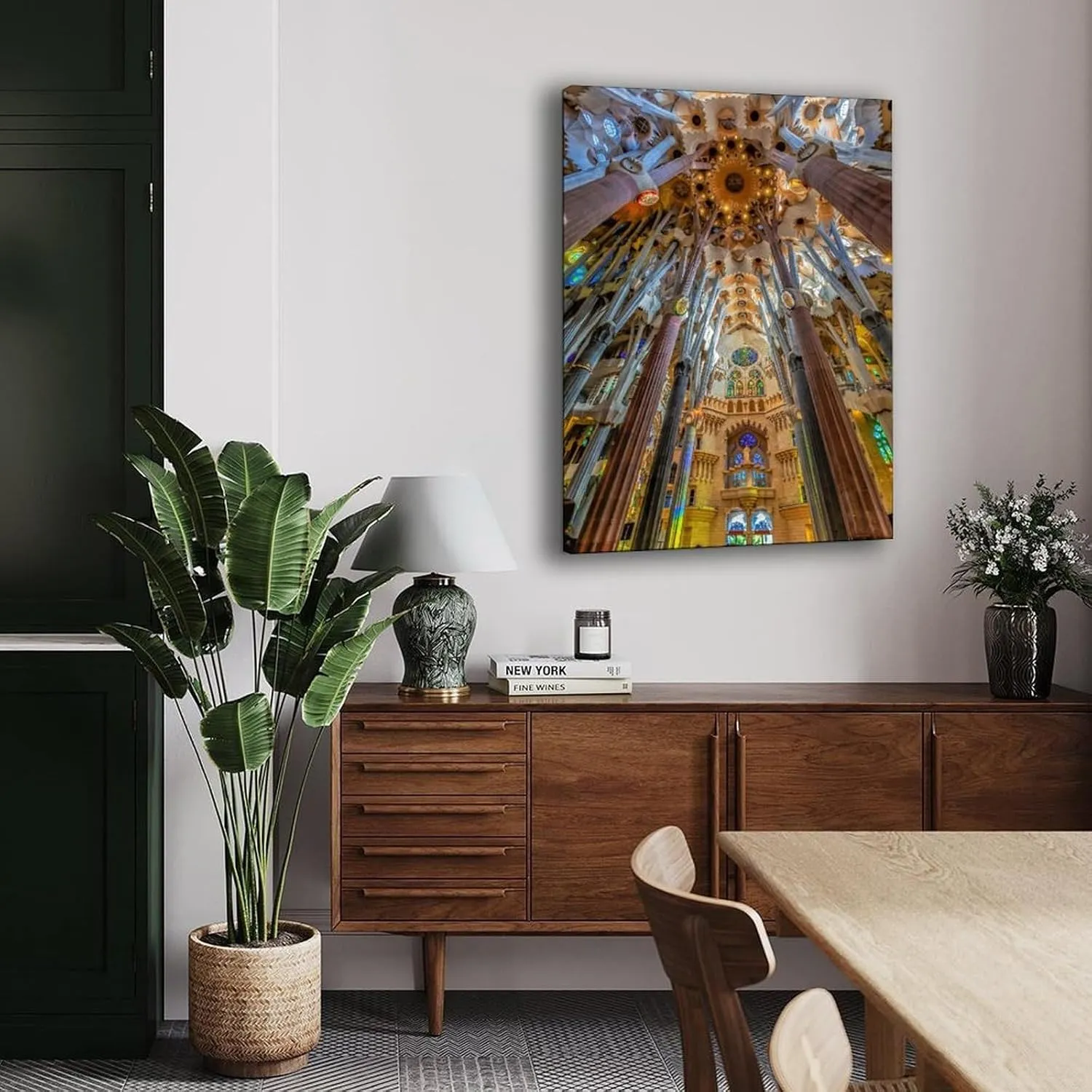 DFSUYZ World Famous Scenic Spot Sagrada Familia Church Interior Wall Art Poster Canvas Painting Wall Art Poster for Bedroom Living Room Decor 24x36inch(60x90cm) Frame-style