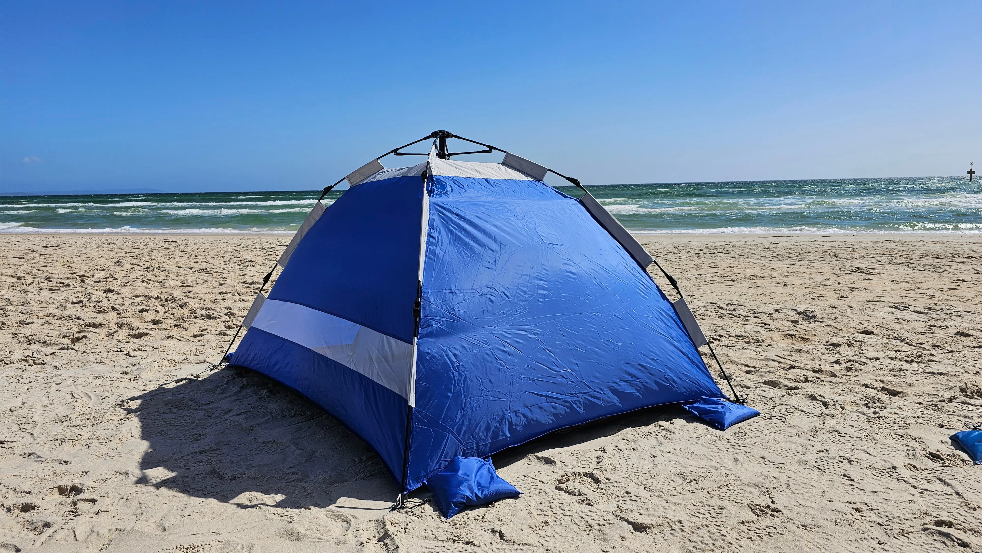 Instant Beach tent comble 1 2