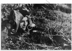 Lyudmila Pavlichenko World War II Soviet Red Army Sniper Black And White Poster Room Bedroom Decoration Poster3 Canvas Painting Wall Art Poster for Bedroom Living Room Decor 36x24inch(90x60cm)