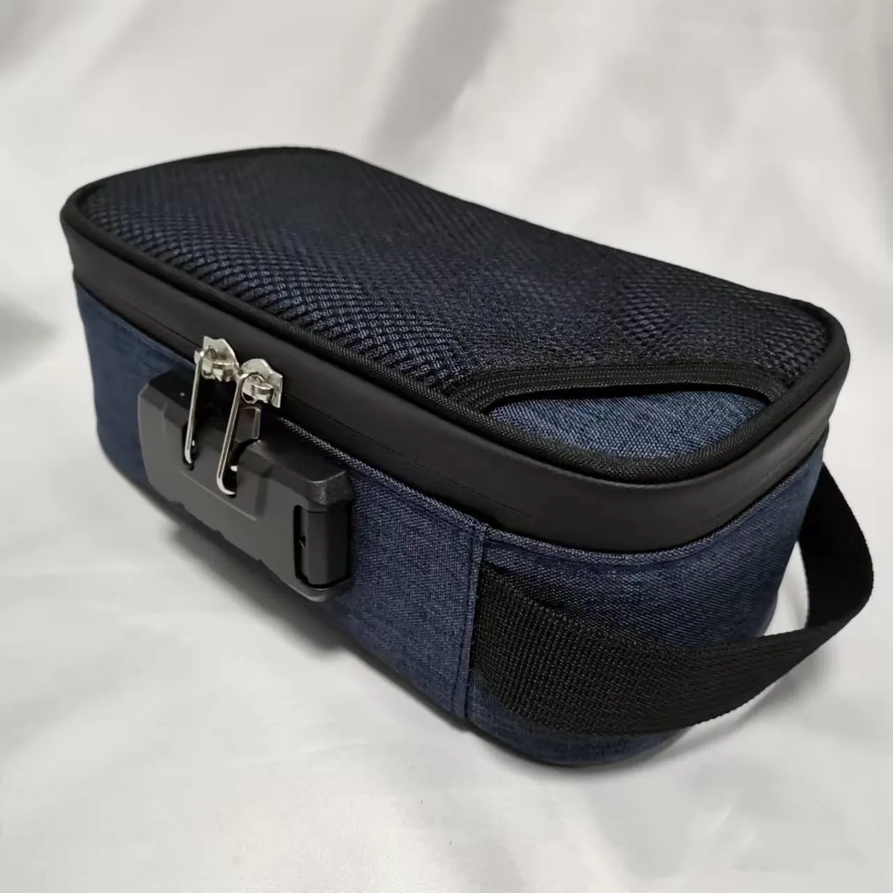 Smell Proof Bag,Odor Proof Pouch Organizer Activated Carbon Adsorption Effect Smell Proof Container with Lock Travel Storage Bag(Deep Blue)