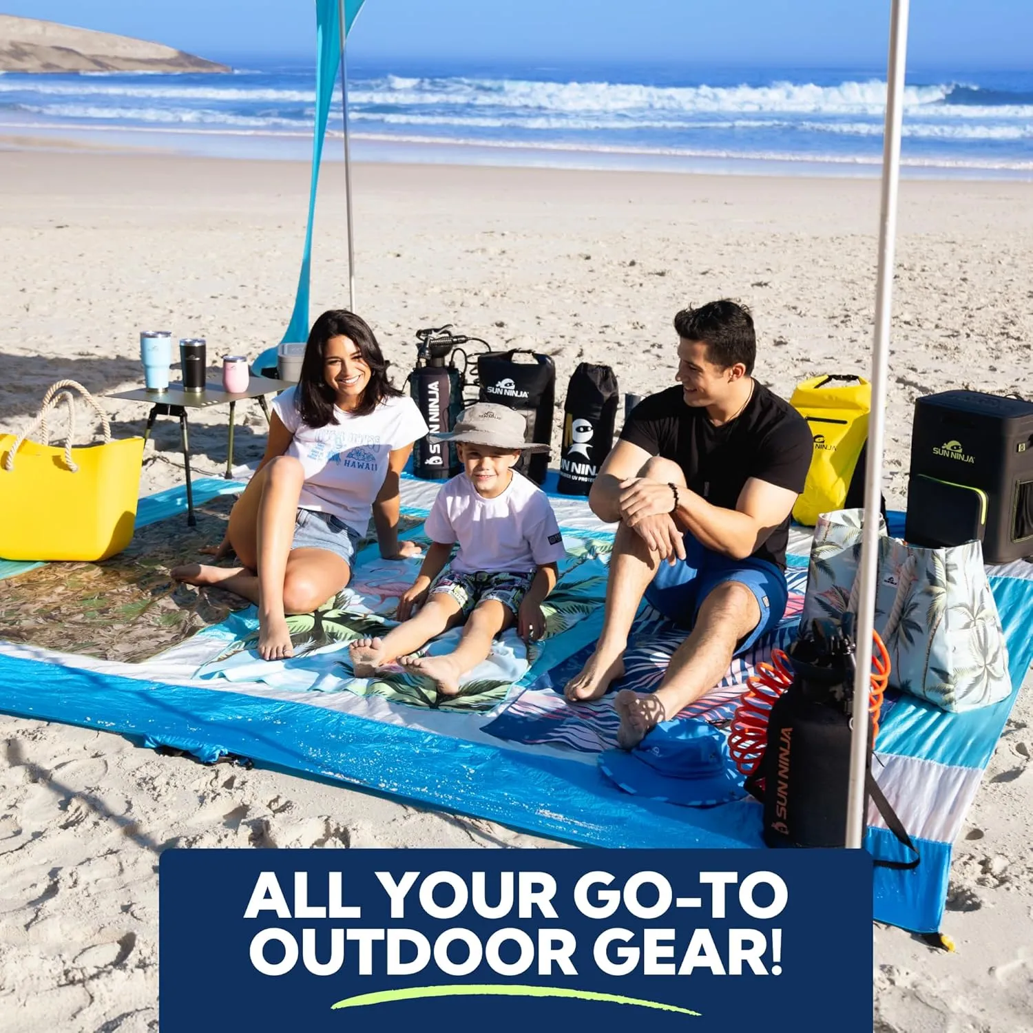 SUN NINJA Pop Up Beach Tent Sun Shelter UPF50  with Sand Shovel, Ground Pegs and Stability Poles, Outdoor Shade for Camping Trips, Fishing, Backyard Fun or Picnics (7x7.5 FT 4 Pole, Green)