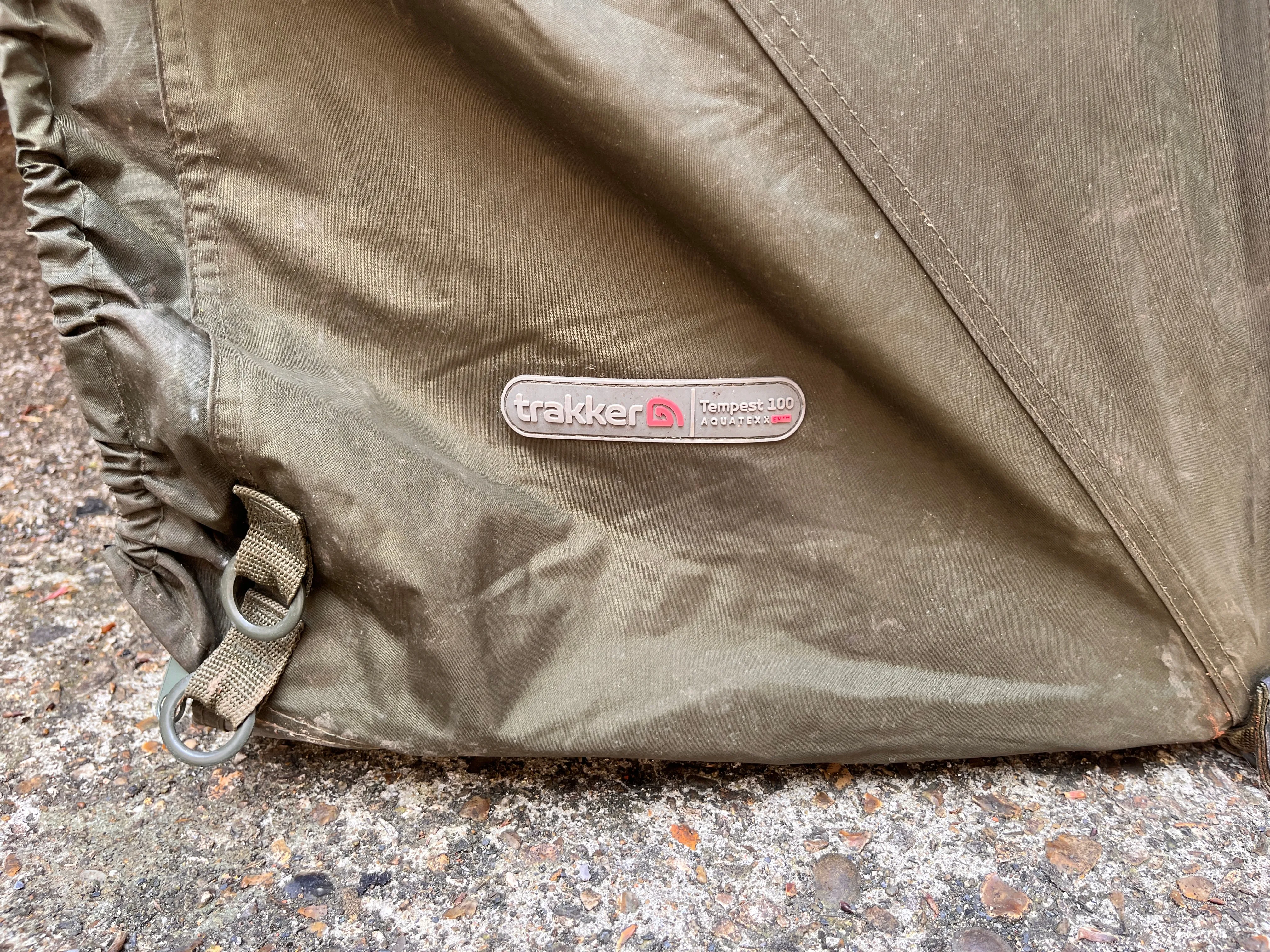 Trakker Tempest 100 Bivvy Aquatexx EV   Skull Cap