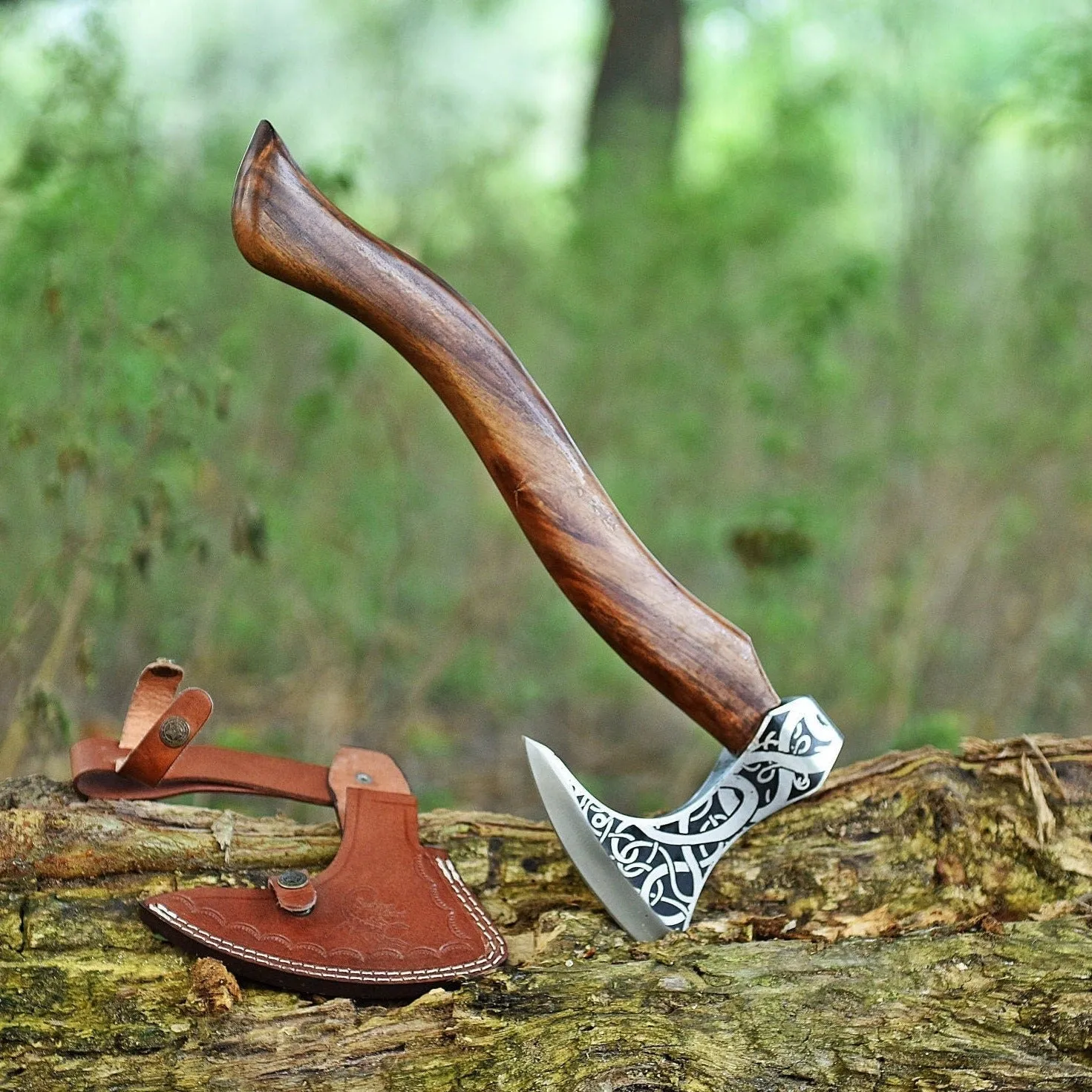 VIKING AXE "VALKNUT" FORGED CARBON STEEL